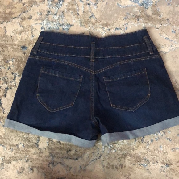 Jean Shorts✨ - Picture 2 of 3